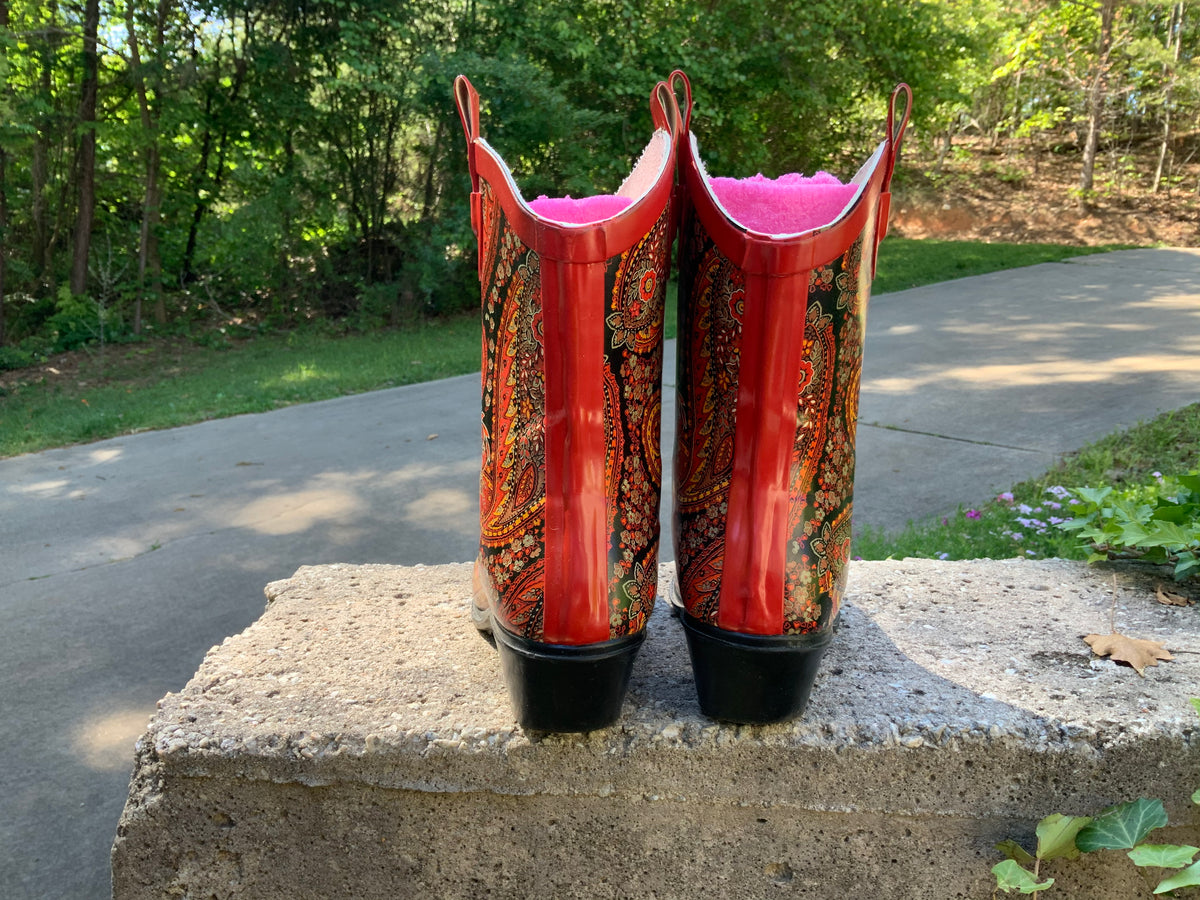 Size 7 women’s cowboy rain boots Bootitude