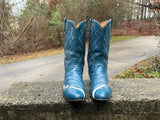 Size 9 women’s Laramie boots
