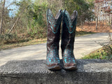 Size 8 women’s Ariat boots