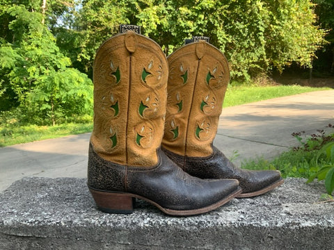 Size 8.5 women’s Justin boots