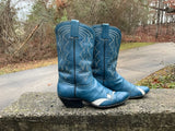 Size 9 women’s Laramie boots