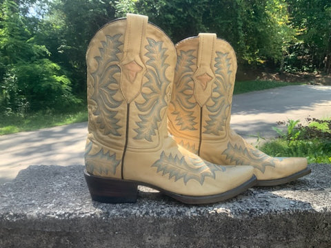 Size 8 women’s Stetson boots