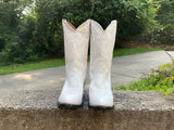 Size 9.5 women’s Shyanne boots