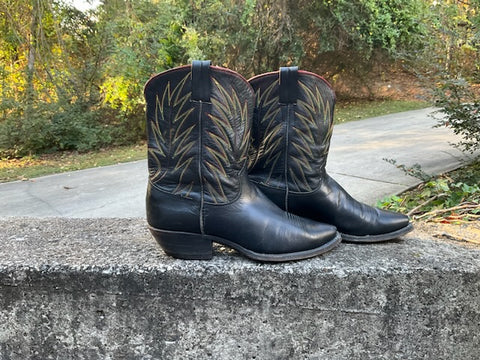 Size 7.5 men’s or 9 women’s custom made boots
