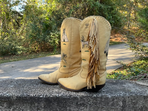 Size 6 women’s Zodiac boots