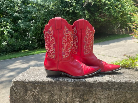 Size 11 women’s Justin boots