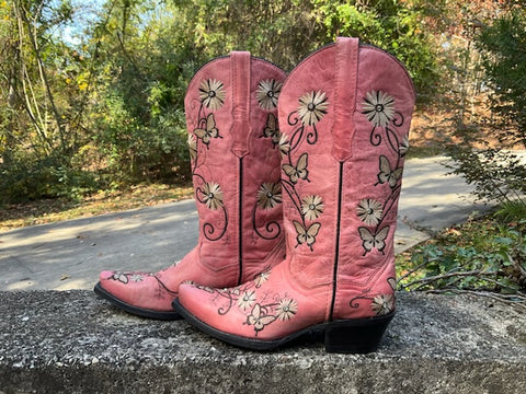Size 7 women’s handmade boots