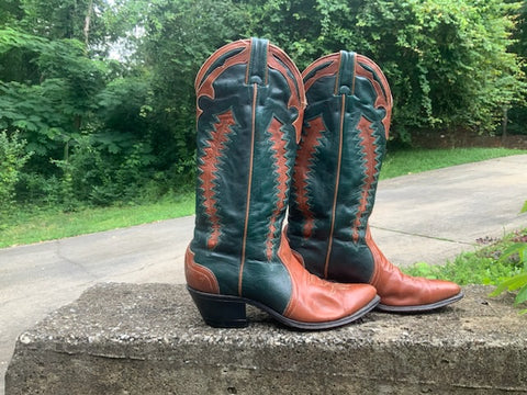Size 8 women’s Boulet boots