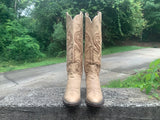 Size 5.5 women’s Larry Mahan boots