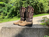 Size 8 men’s or 9.5 women’s Ammons boots