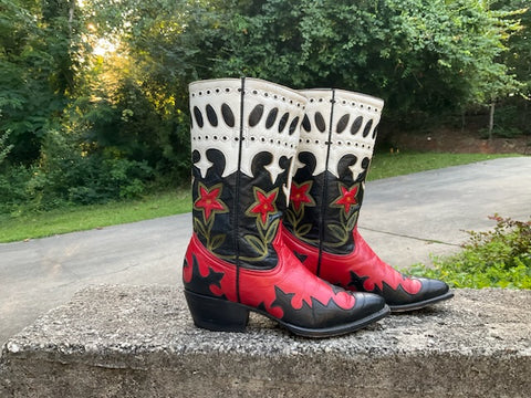 Size 6 women’s Olsen Stelzer for Montana boots