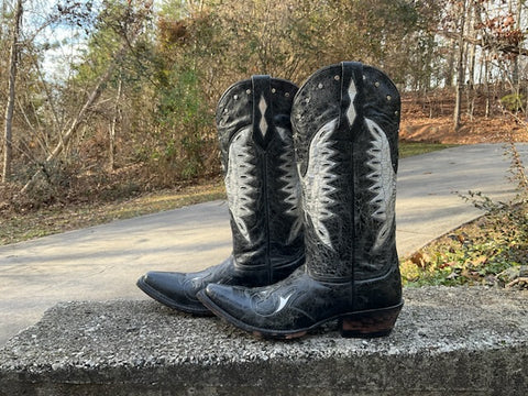 Size 8 women’s Johnny Ringo boots