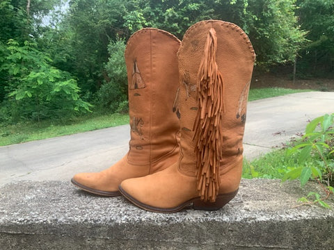 Size 7 women’s Zodiac boots