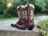 Size 7.5 women’s Kassie boots