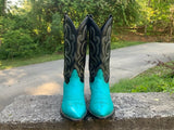 Size 9.5 men’s or 11 women’s Tony Lama boots