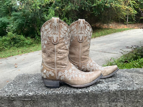 Size 6.5 women’s Old Gringo boots