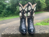 Size 8 women’s Larry Mahan boots