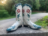 Size 10 women’s Acme boots