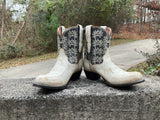Size 8.5 women’s Dan Post boots