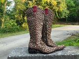 Size 9 women’s Donald Pliner boots