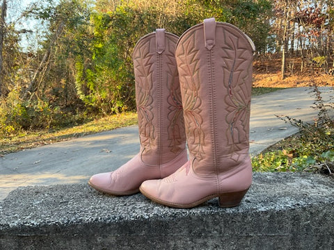 Size 7 women’s Acme boots