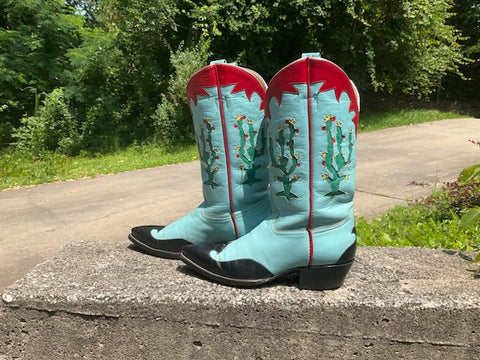 Size 6.5 women’s Rocketbuster boots