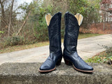 Size 8 women’s Justin boots