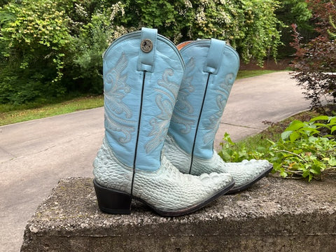 Size 7.5 men’s or 9 women’s handmade boots