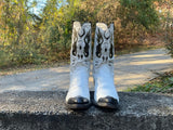 Size 9.5 men’s or 11 women’s Acme boots