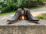 Size 7.5 women’s Ariat booties