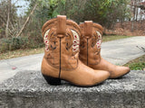 Size 8 women’s Oak Tree Farms boots