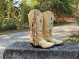 Size 6 women’s Zodiac boots