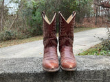 Size 7.5 men’s or 9 women’s Larry Mahan boots