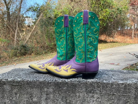 Size 6 women’s Panhandle Slim boots
