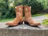 Size 8.5 women’s Liberty boots