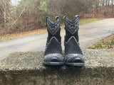 Size 8 women’s Lane boots
