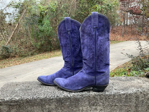 Size 6 women’s Tony Lama boots