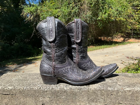 Size 8.5 women’s Old Gringo boots