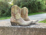 Size 8 women’s Old Gringo boots