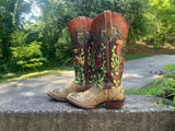 Size 7 women’s Ariat boots