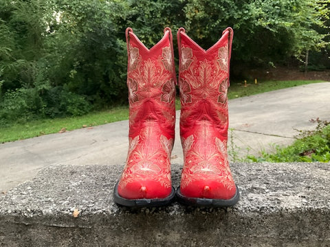 Size 8.5 women’s Old Gringo boots