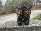 Size 9 women’s Zodiac boots