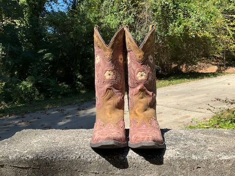 Size 9.5 women’s Laredo boots