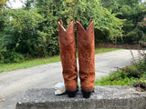 Size 6 women’s Larry Mahan boots