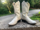 Size 7 women’s Larry Mahan boots