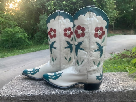 Size 10 women’s Acme boots