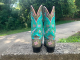Size 8 women’s Sterling River boots