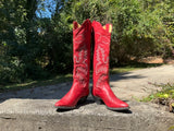 Size 5.5 women’s Sanders boots