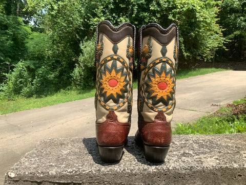 Size 7 women’s Liberty boots