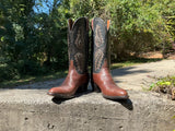 Size 9.5 men’s or 11 women’s Lucchese handmade classics